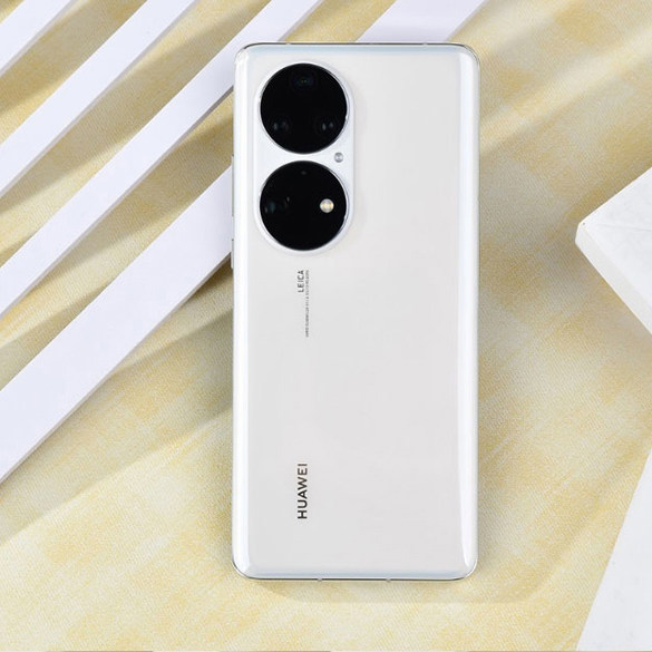 Huawei P50 Pro (Snapdragon Edition) с системой Hongmeng