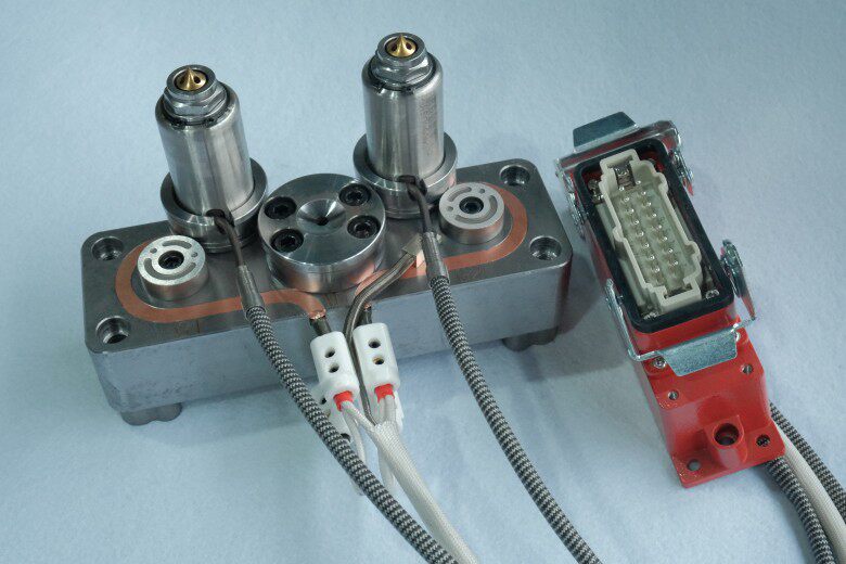 Hot runner-out multi-point in glue full set of heating accessories open hot mouth needle valve temperature-controlled box-Taobao