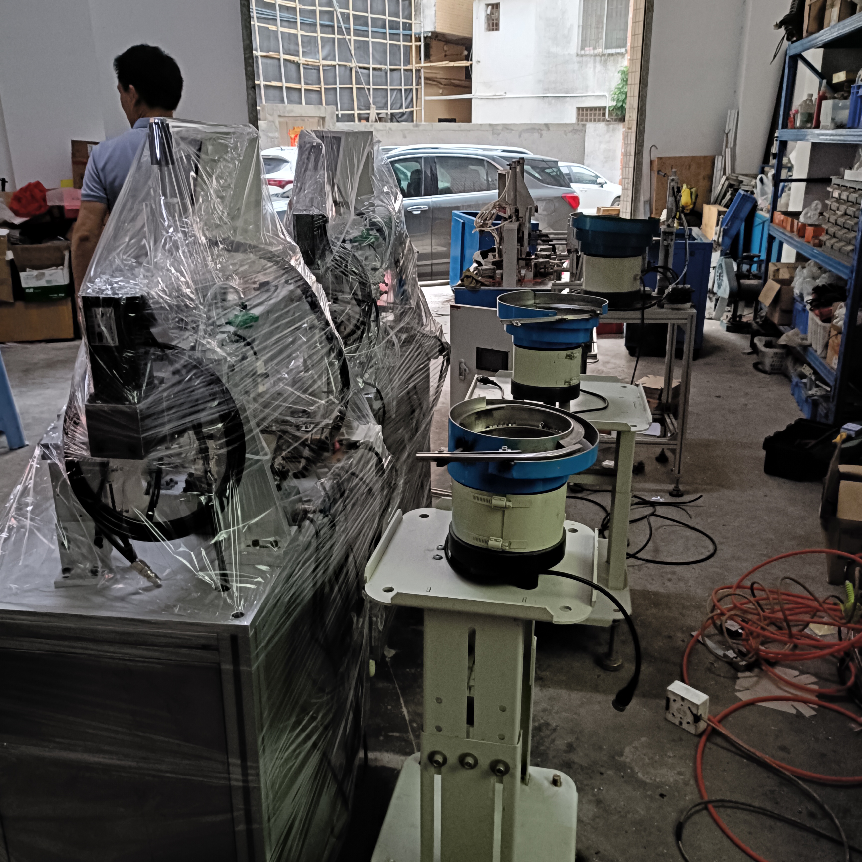 TP-50点胶机：让工业胶粘精准可控的秘密武器