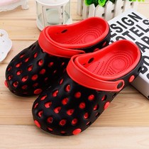 Cool slippers for men and women big head personality non-slip seaside hollow summer pig cage outside the hole shoes kitchen boys wild