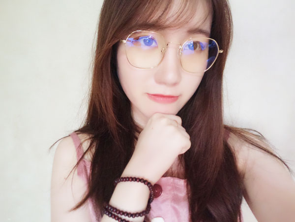 Kính gọng vàng khung gọng kính mỏng có thể được trang bị ống kính bức xạ cận thị kính máy tính phẳng chống ánh sáng xanh kính mắt