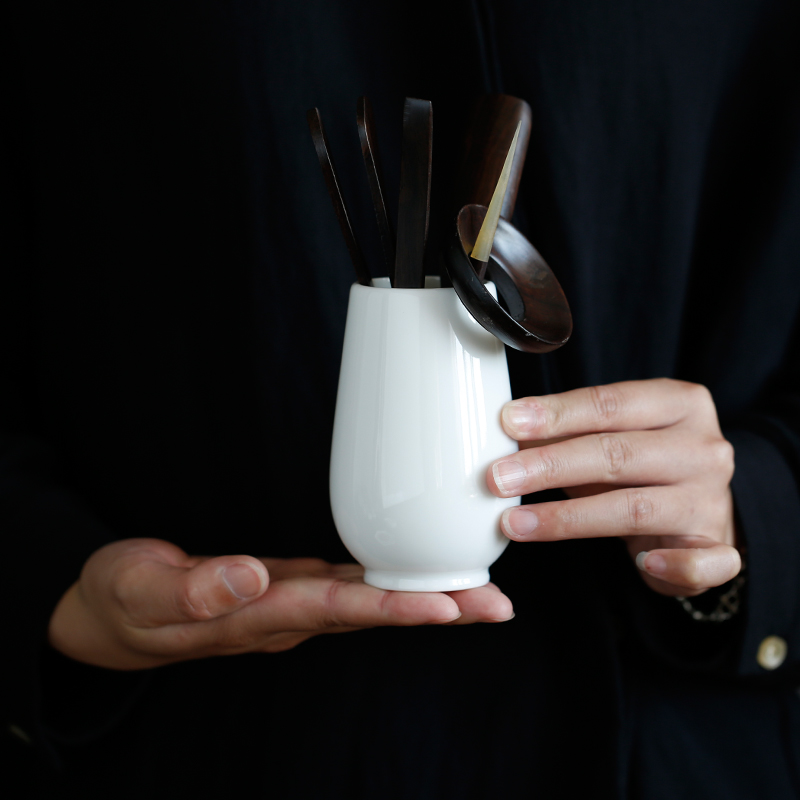 Three points of water special ebony tea ceremony six gentlemen Tea Needle tea clip tea leaked tea spoon tea tray accessories ceramic kung fu tea set