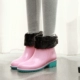 Giày mùa thu và mùa đông mưa nữ ống ngắn dành cho người lớn cộng với giày nhung ấm nước Sinh viên Hàn Quốc Giày ống chống trượt cho nữ giày ủng đi mưa