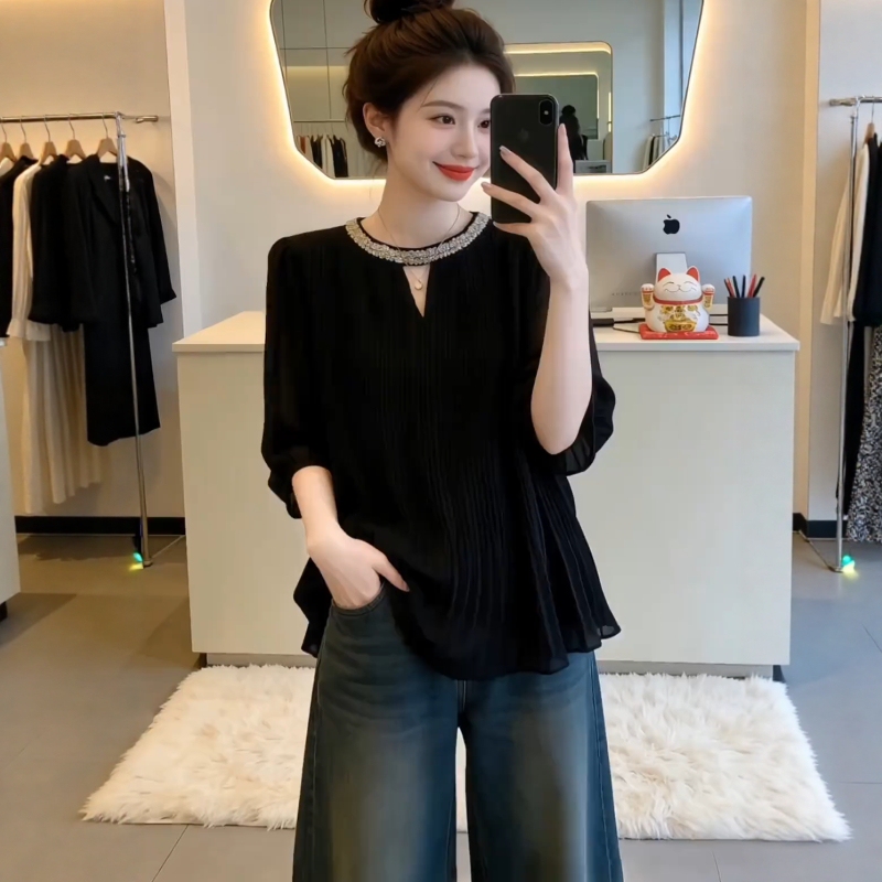 Unique and Beautiful Heavy-Duty Rhinestone-Embellished Short-Sleeve Shirt, 2026 Summer Plus-Size Loose-Fitting Chiffon Top That Covers the Belly