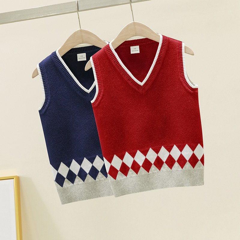 Spring and autumn clothes 3-15 years old 9 primary and middle school students 11 V-neck knitted vest 8 school uniform vest 12 boys and girls sweater 5 tide