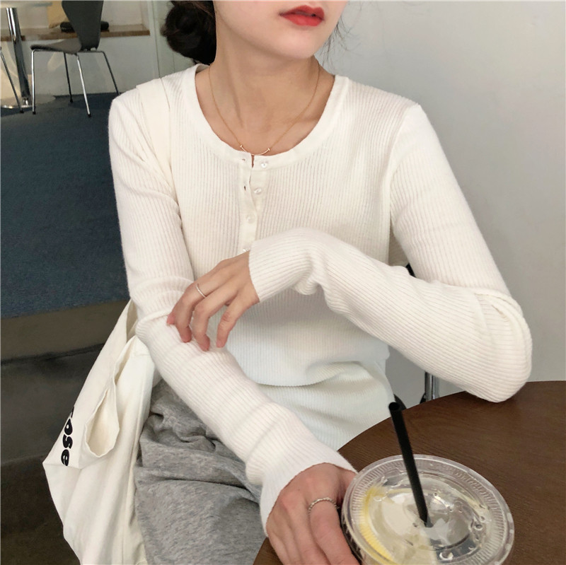 Han Edition repair white knitting blouse girl early spring new hundred and leisure in tender round collar stacked coat
