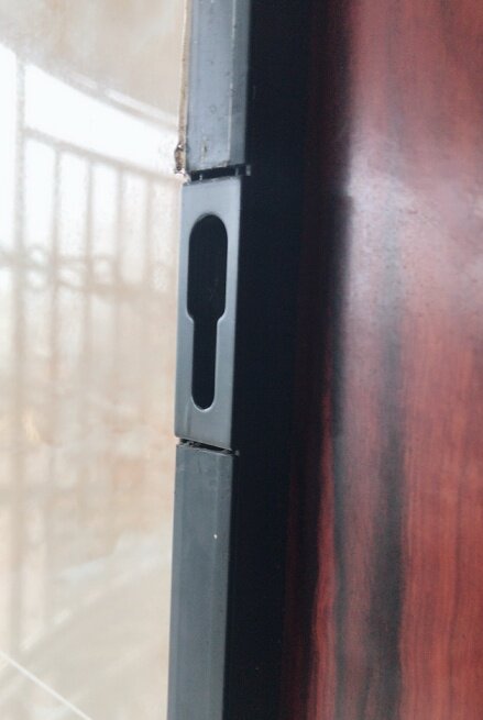 Concave arc two-point single-point lock hook seat convex mouth sliding door hook lock convex buckle push-pull door lock balcony door point lock hook seat accessories