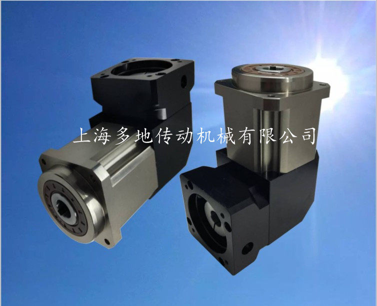 90-degree angle upright can be matched 6KW 6KW 11KW 15KW 15KW angle servo reducer planetary reducer motor