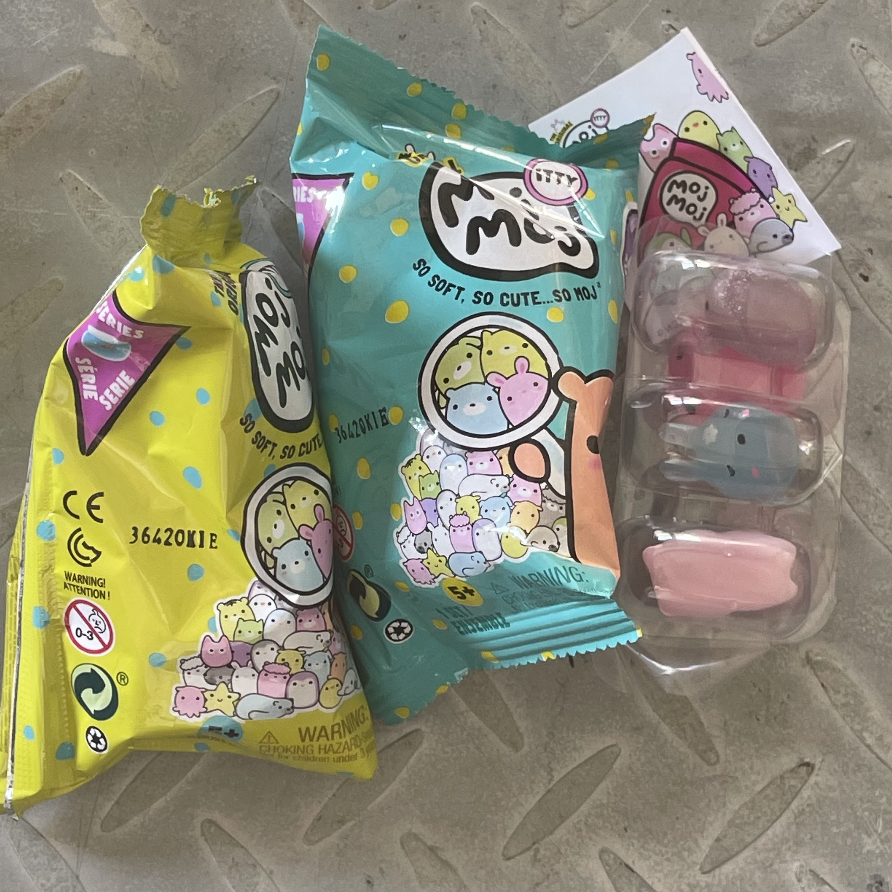 Outlet American Soft Gum Soft Cute Girl Pinching Decompression Simulation Cute Animal Paparazzi Blind Box Over Home Toys-Taobao