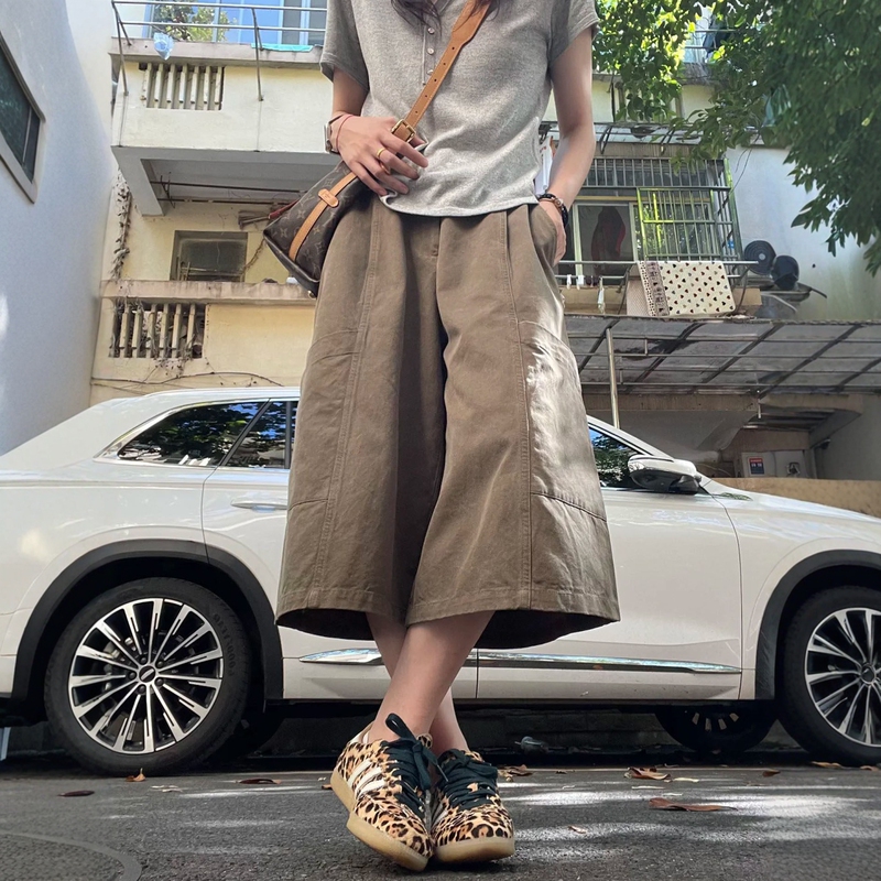 Khaki Workwear Wide-Leg Cropped Pants for Women, 2026 Summer Thin Style, Plus Size, High-Waisted, Loose, Slimming Casual Pants Khaki Workwear Wide-Leg Cropped Pants for Women, 2026 Summer Thin Style, Plus Size, High-Waisted, Loose, Slimming Casual Pants
