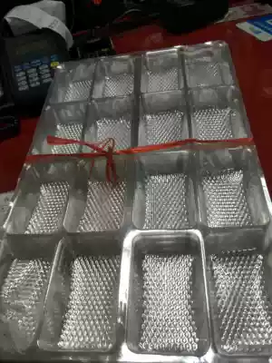 Frozen pig brain special box pig brain box a set of 16 pairs without lid a copy of 100 nationwide