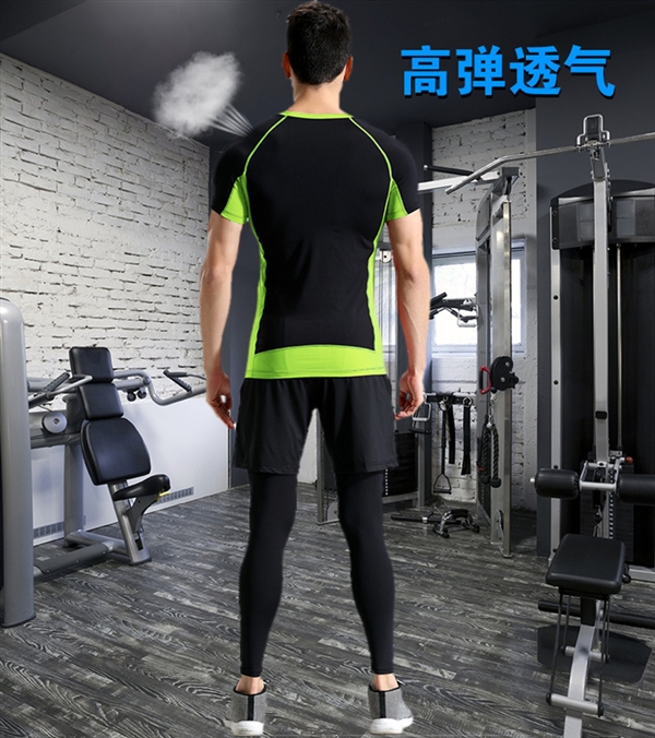 Bộ đồ thể thao nam co giãn nhanh khô Áo thun tập gym pro quần áo tập thể dục ba mảnh phù hợp với quần áo nén mùa hè - Quần áo tập thể hình áo tập gym nam