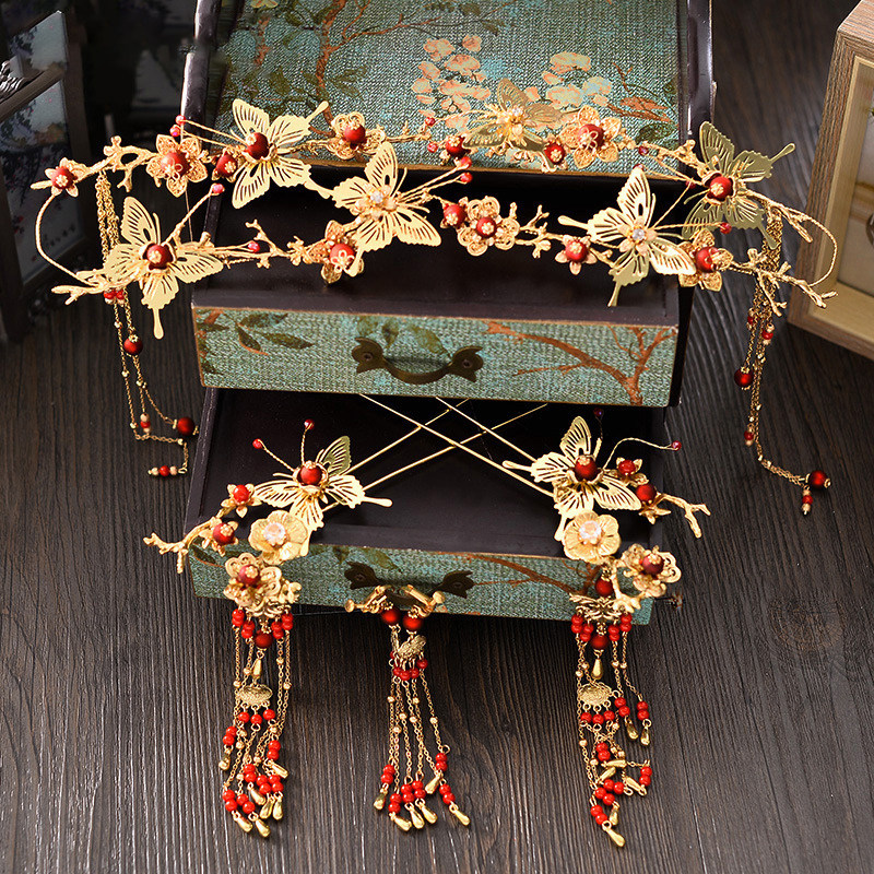 Bride's ancient costume Xiuhe headdress ear clip set golden butterfly tassel Chinese style suit wedding cheongsam He clothing accessories