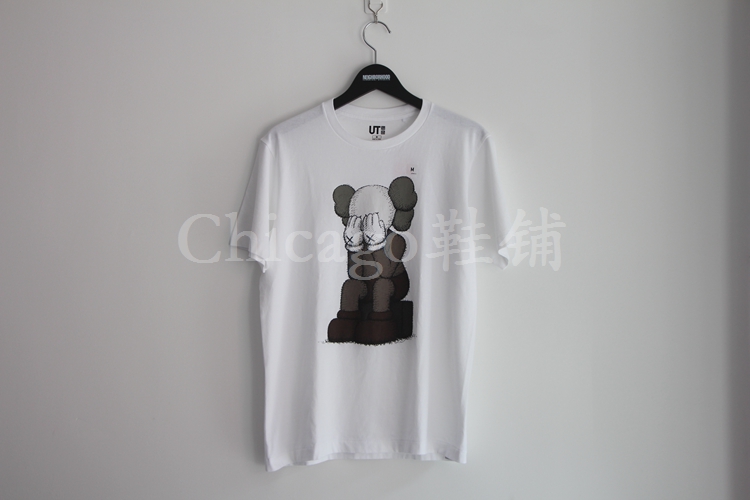 Tshirt de sport uniGenre UNIQLO Uniqlo x Kaws - Ref 465724 Image 14