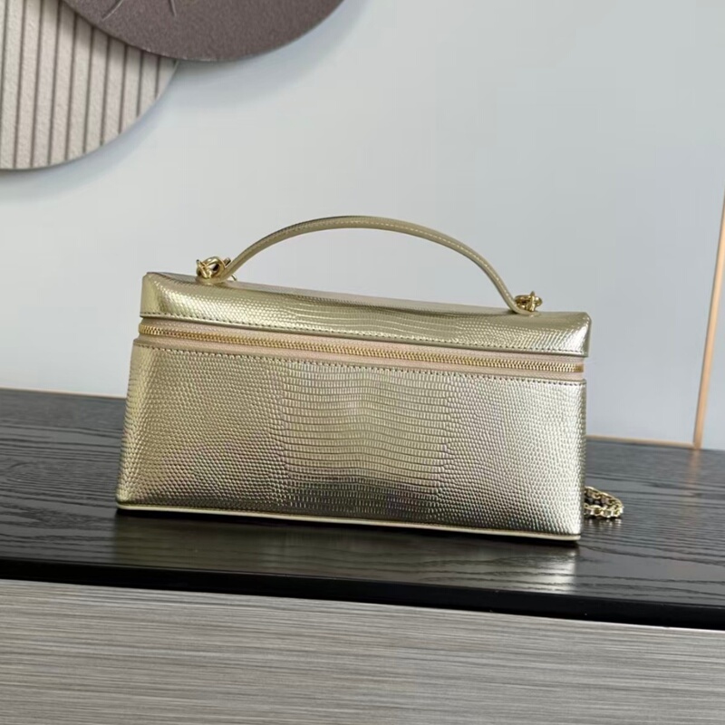 8/26B New Gold Lizard-Patterned Cowhide Horizontal Box Bag with Silver High-End Chain Handle Small Square Bag 8/26B New Gold Lizard-Patterned Cowhide Horizontal Box Bag with Silver High-End Chain Handle Small Square Bag