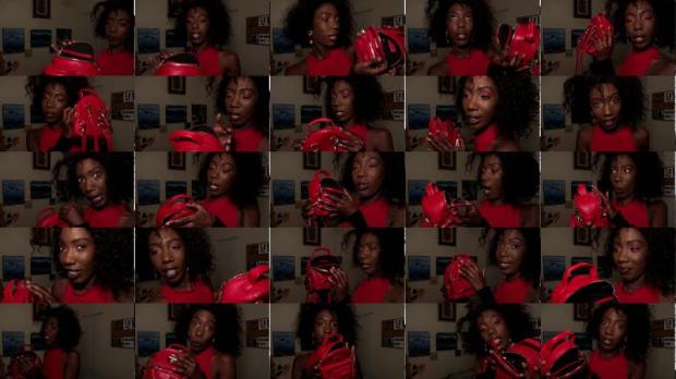 黑人主播NeiNei Tingles内内