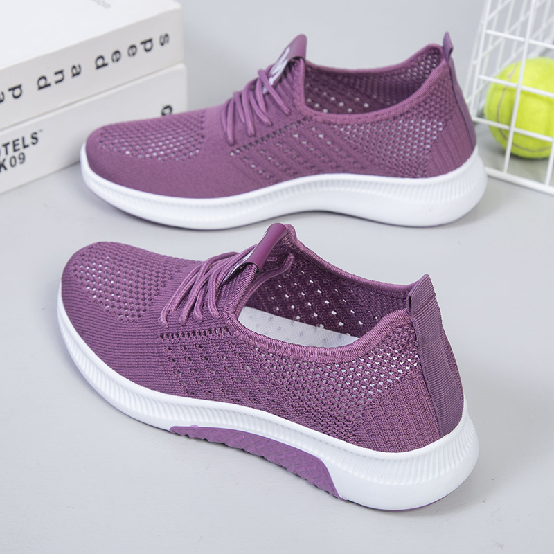 Summer New Old Beijing Shoes Female Nets Shoes Breakthrough Sneaking Sneaking Sky Snacks Mom Shoes