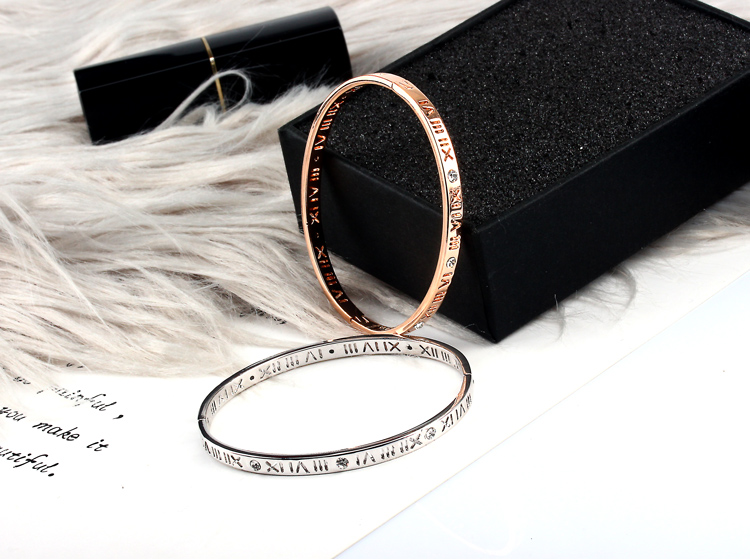 Châu âu và Hoa Kỳ đơn giản Roman hollow bracelet tính dát rhinestone bracelet rose gold bracelet trang sức nữ mô hình