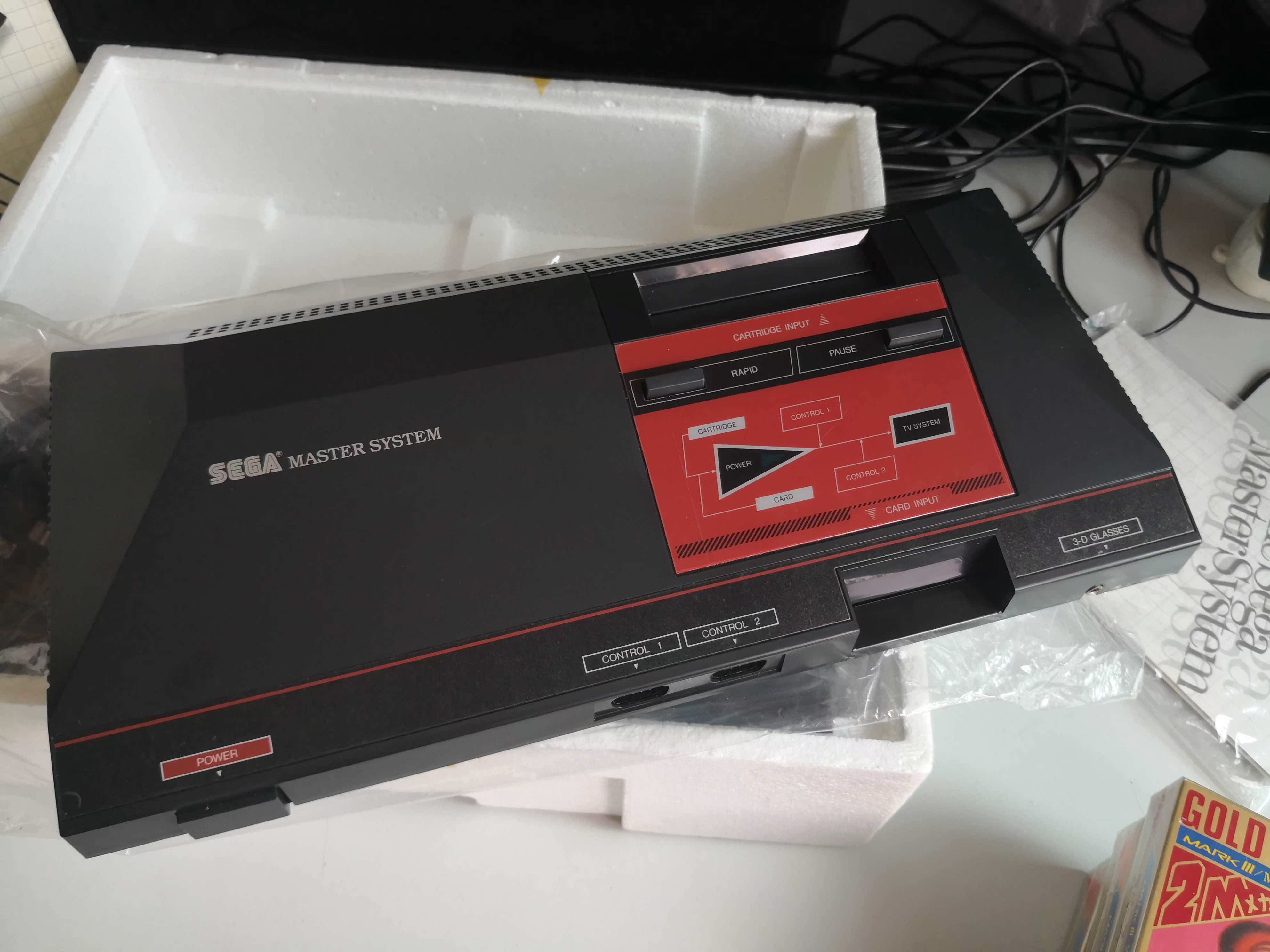 Sega phiên bản tiếng Nhật của bảng điều khiển trò chơi SMS gốc + kính 3D gốc + trò chơi 3D gốc Trung cổ trò chơi hoài cổ retro - Kiểm soát trò chơi tay game