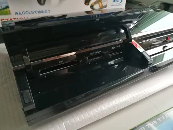 Sony PS3 phiên bản tiếng Nhật Phiên bản đầu tiên của máy chơi trò chơi đầu tiên Volkswagen Golf PS3 máy chủ lưu trữ giới hạn nói đúng - Kiểm soát trò chơi