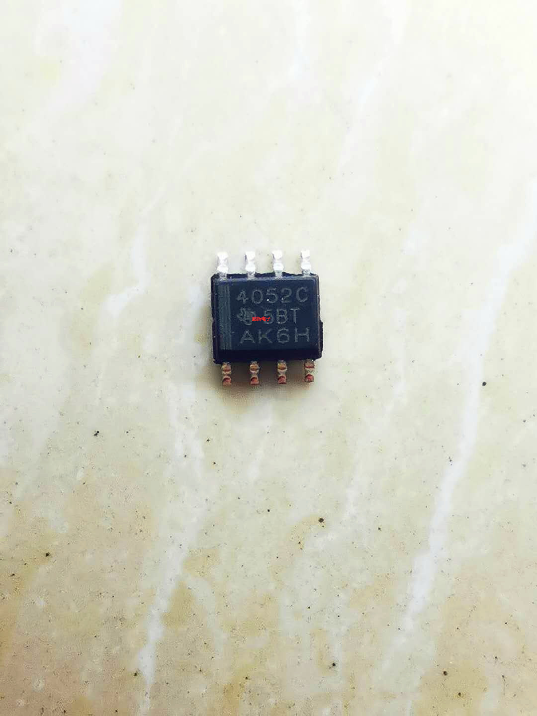 Integrated IC circuit THS4052C THS4052C THS4052I THS4052I 4052C 4052I 4052I SOP8 SOP8