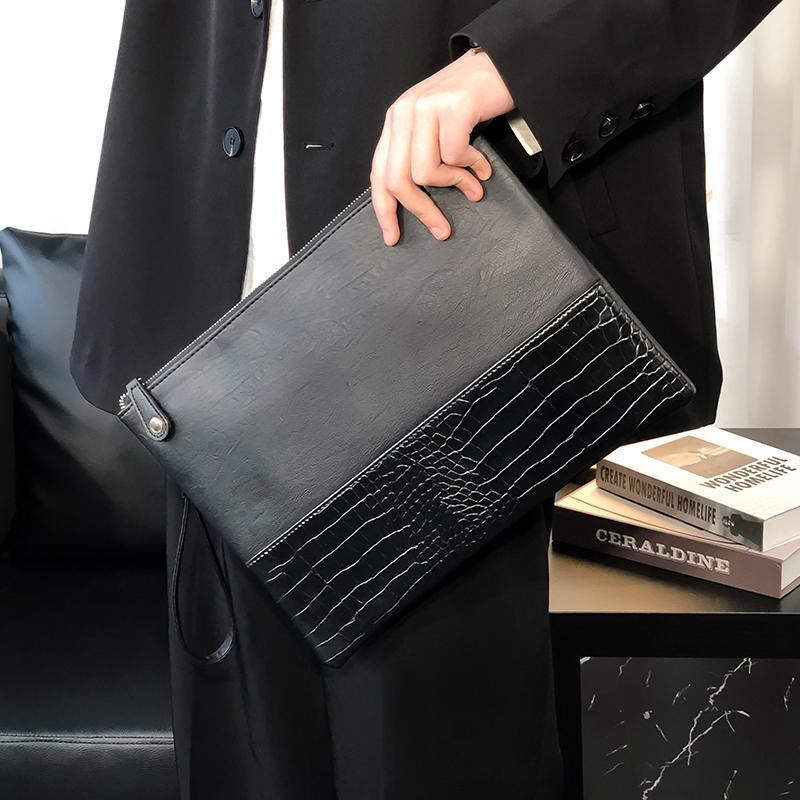 Hong Kong's new Han version retro men's hand grab bag crocodile print hand bag ipad hand grab bag for men's single shoulder bag