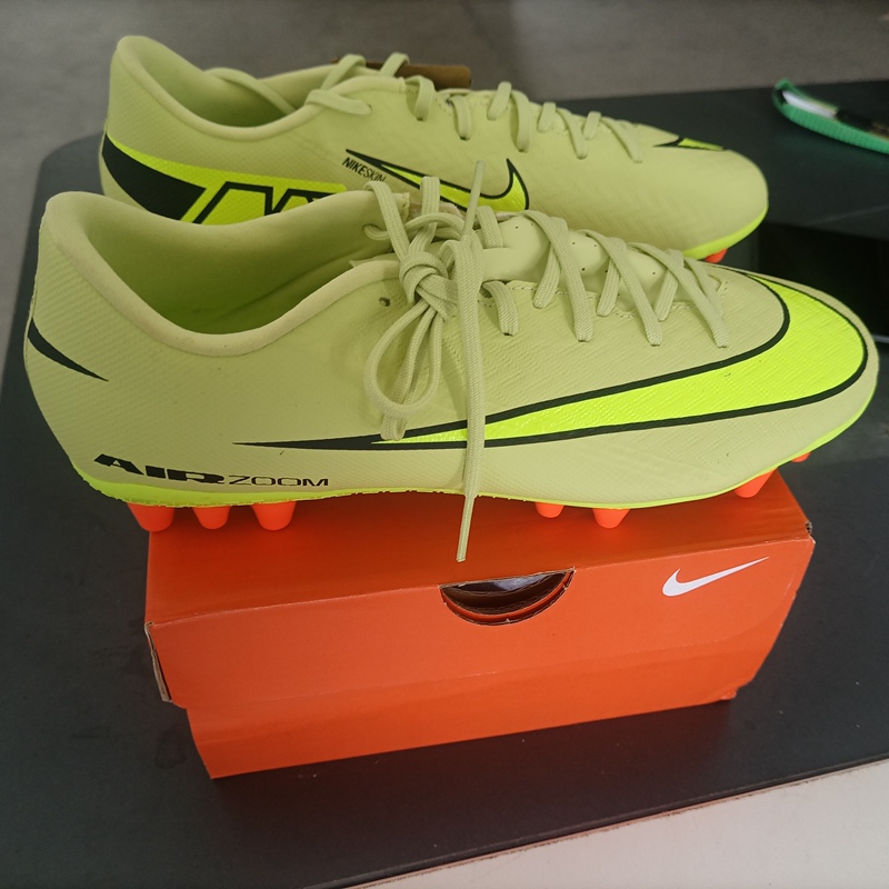 Nike Mercurial Vapor 16 Academy Men's Comfortable and Versatile Football Shoes Fq8364-300