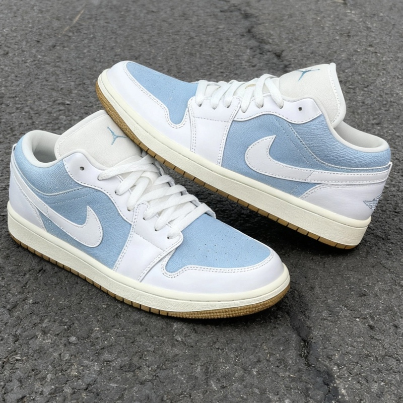 Jordan Air Jordan1 Low Denim Women's Blue and White Low-Top Retro Basketball Shoes Hq2004-400