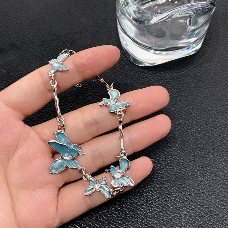 Blue Cluster Butterfly Patchwork Bracelet for Women, Niche, Exquisite, High-End, Minimalist Style, Sweet and Cool, Unique and Stylish Jewelry