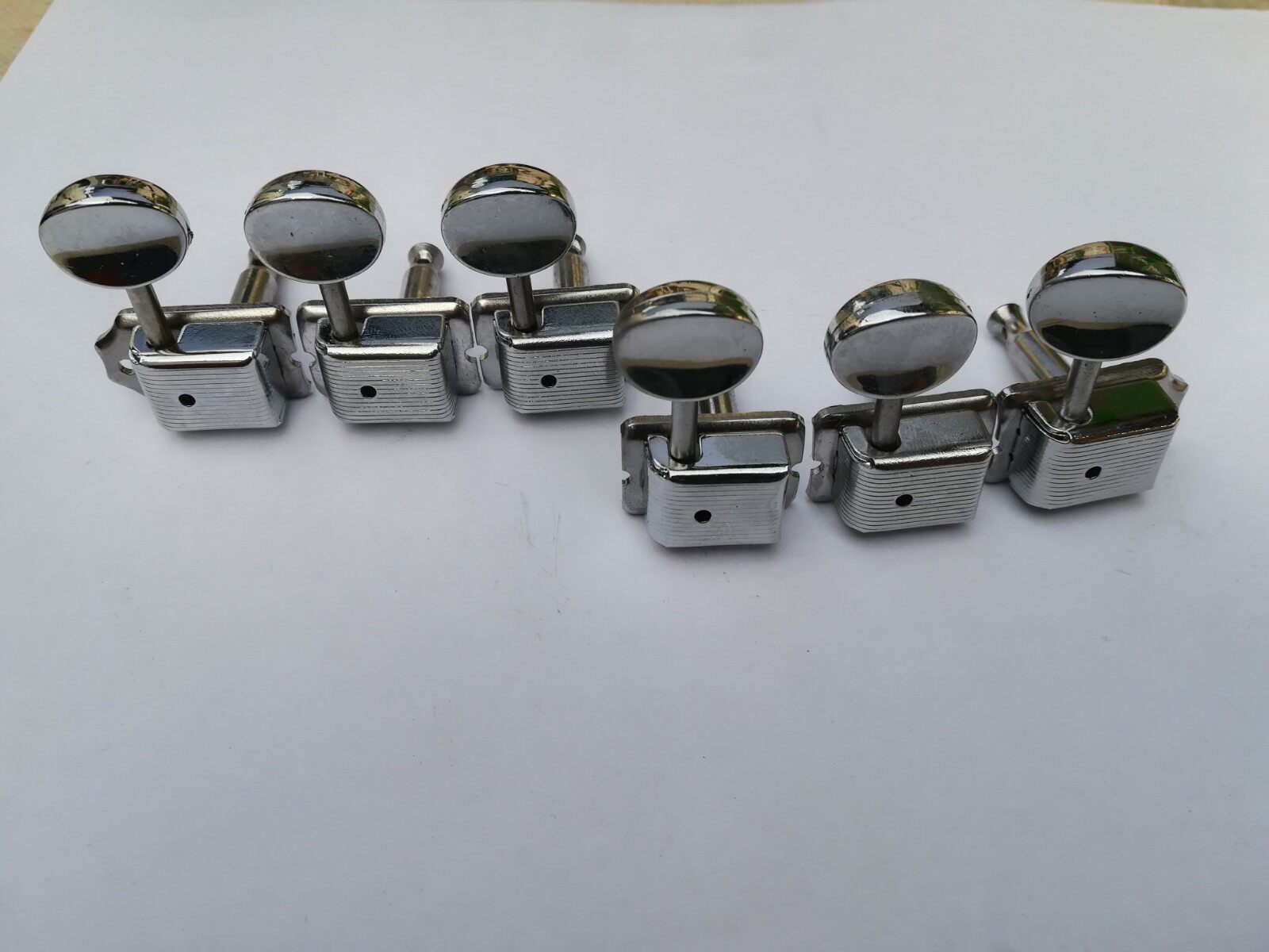 SQ ST retro electric guitar string button electric guitar string button string button string button twist quasi knob upper string curler Silver