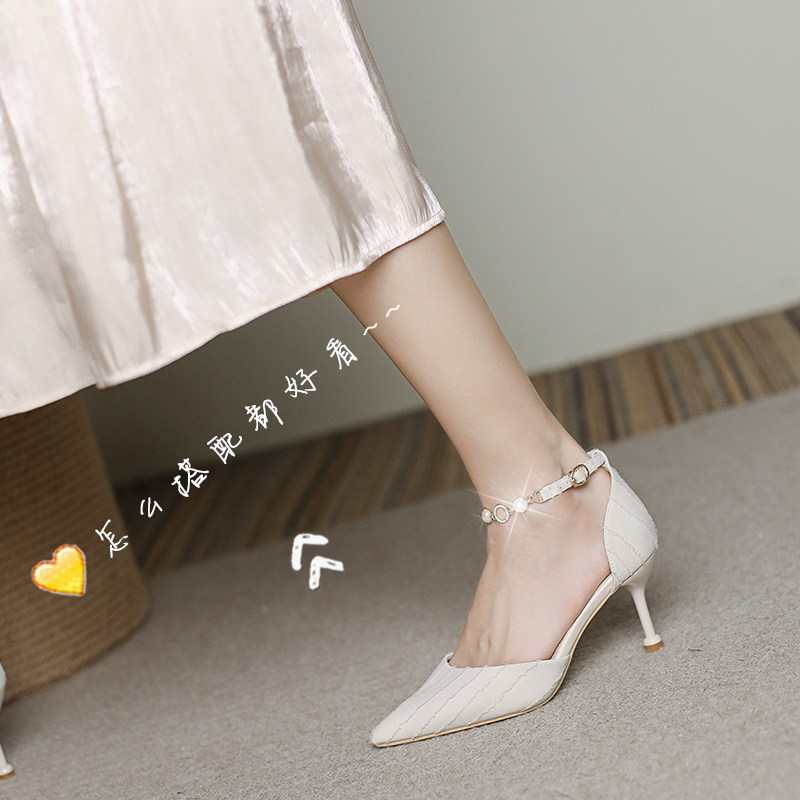 Black pointed coarse heel single shoe woman 2022 new spring summer with fine heel Fab-style high heel shoe design