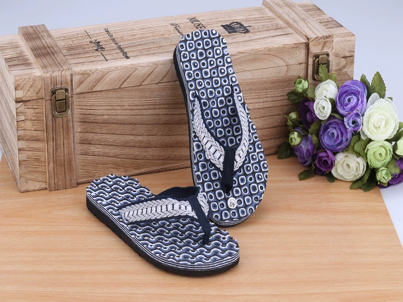 Mùa hè của nam giới dép massage flip flops bãi biển không thấm nước giày nhà người đàn ông giản dị của dép không trượt bọt kích thước lớn