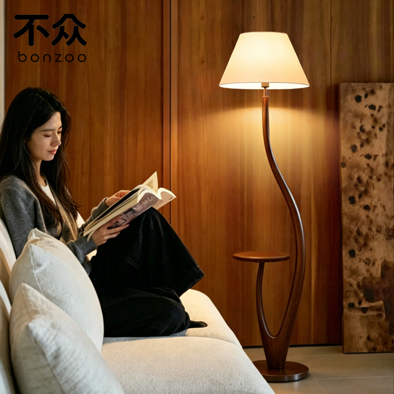 Vintage-Style Solid Wood Floor Lamp for Bedroom and Living Room, 2026 New Model with Integrated Storage Shelf Next to the Sofa