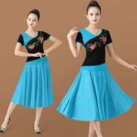 Футболка, штаны, V-образный вырез, с вышивкой, короткий рукав