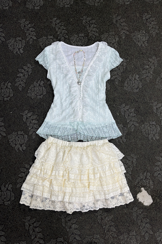 Retro Lace Vintage Japanese Style Nana Style Gentle Lace Suit with a Touch of Mint and Mamba Retro Lace Vintage Japanese Style Nana Style Gentle Lace Suit with a Touch of Mint and Mamba
