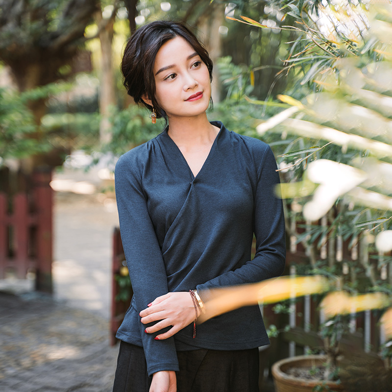 Zhu's original (Starsink) autumn new imitation Ocashmere single-face mill Mao V collar bottom-shirt long-sleeved T-shirt woman give back