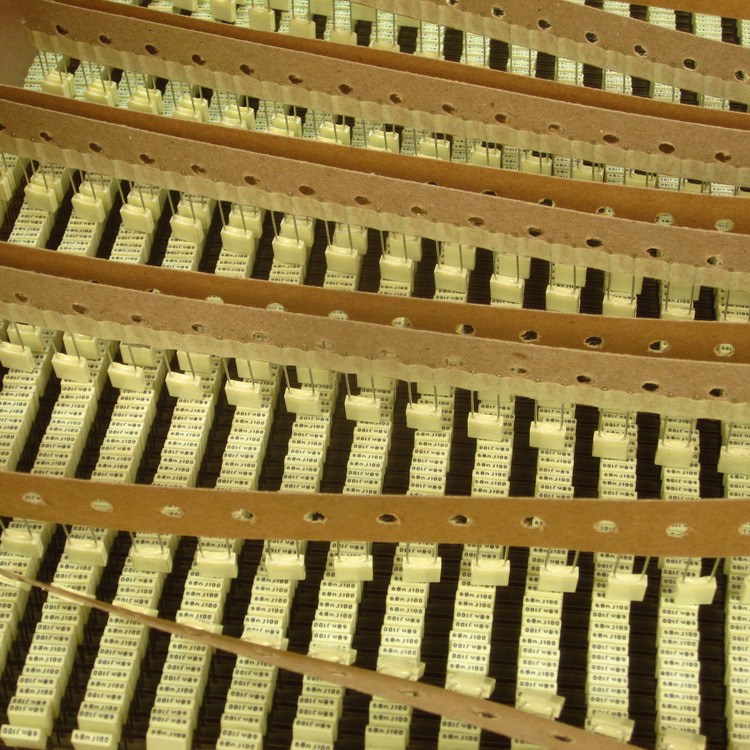 Bulk Special Offer: Original Box of 3500 Av Film Capacitors R82 0.068Uf100V 683 Mkt 5mm 5% Bulk Special Offer: Original Box of 3500 Av Film Capacitors R82 0.068Uf100V 683 Mkt 5mm 5%