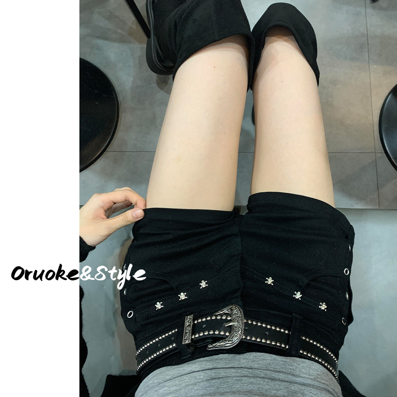 Black Studded Low-Rise Denim Shorts for Women, 2026 Summer New Style, Tight-Fitting, Hip-Enhancing, Slimming, Elastic, Ultra-Short Hot Pants Black Studded Low-Rise Denim Shorts for Women, 2026 Summer New Style, Tight-Fitting, Hip-Enhancing, Slimming, Elastic, Ultra-Short Hot Pants