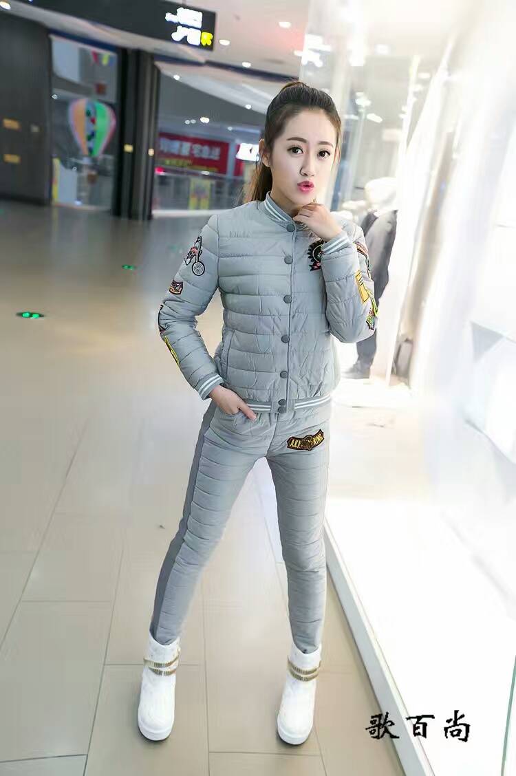 Thu đông 2018 mới dày lên quần áo cotton nữ áo khoác ngắn phù hợp với thời trang áo khoác cotton hai mảnh Hàn Quốc áo phao nữ cao cấp