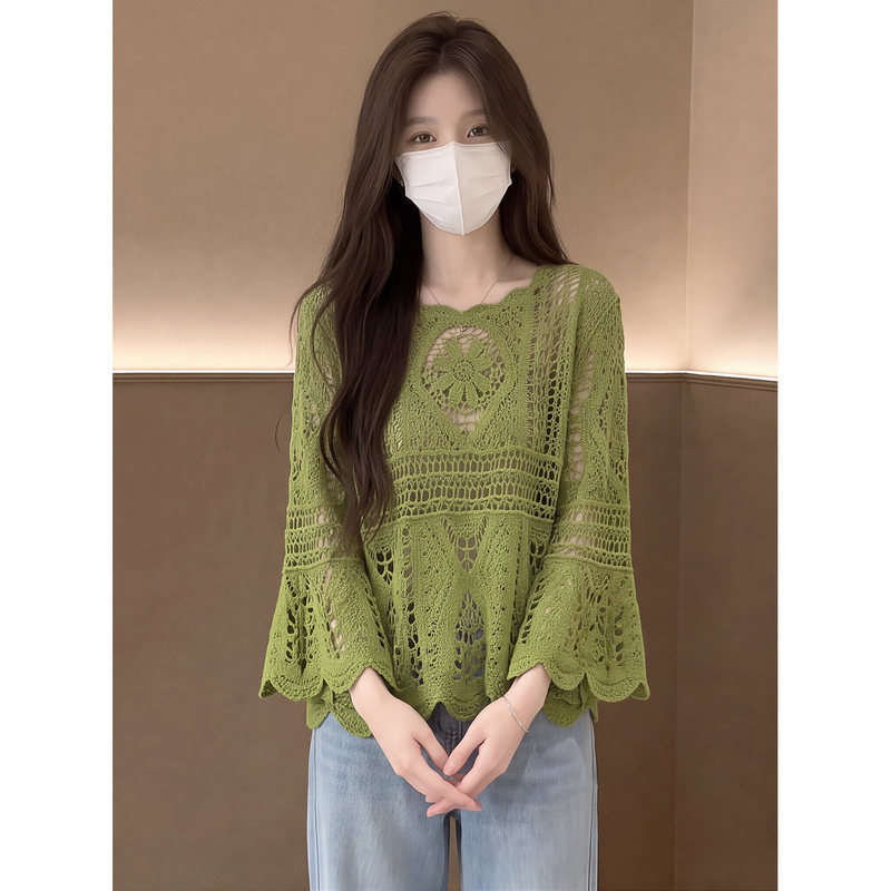 Bohemian Style Hollow Crochet Knit Sweater for Women, Loose Crochet Bell-Sleeve Green Outerwear Blouse for Autumn Bohemian Style Hollow Crochet Knit Sweater for Women, Loose Crochet Bell-Sleeve Green Outerwear Blouse for Autumn