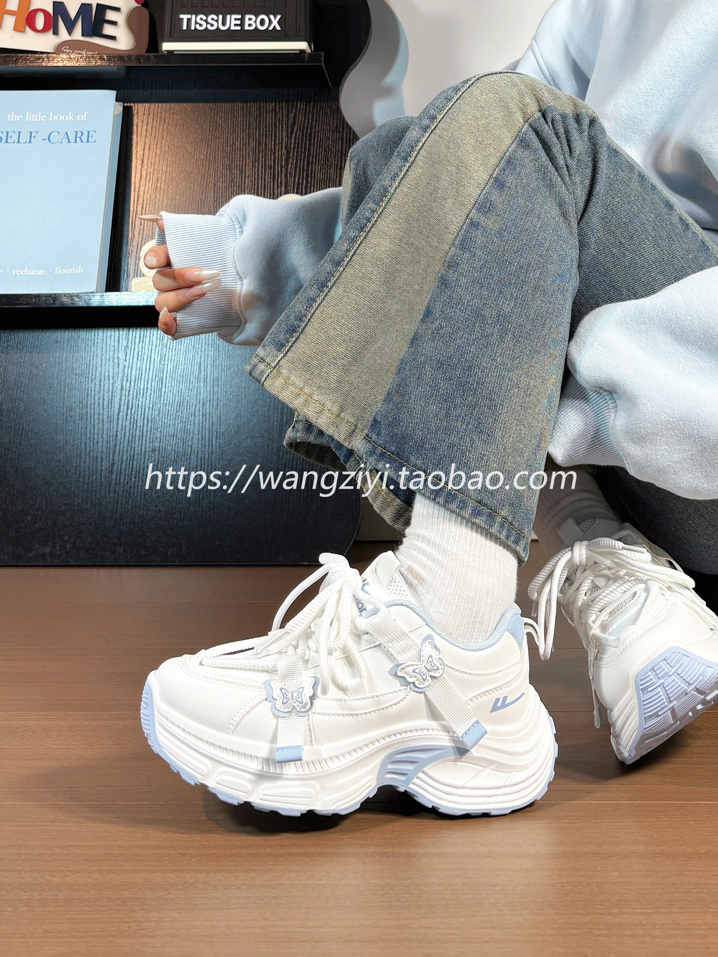 Original Butterfly Sneakers for Women, Leather Upper, Winter Fleece-Lined, Internet Popular Style, Versatile, Warm, Thick-Soled Dad Shoes for Women