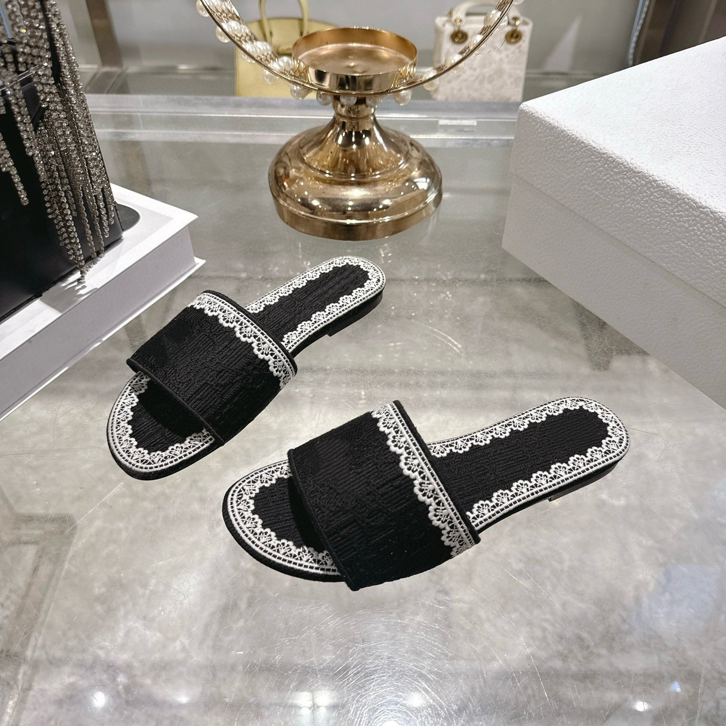 2026早春季新款蕾丝花边一字拖女平底外穿凉拖鞋夏季百搭露趾拖鞋 5