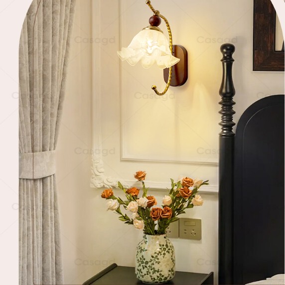 Medieval Style Living Room Wall Lamp, French Retro Glass, High-End and Cozy Bedroom Bedside Corridor Aisle Lighting Fixtures