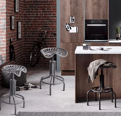 Стул бара промышленного стиля может быть поднят на столовых стульях ретро -бары стул B & B Cafe Creative Cast Iron Chair Grey Grey