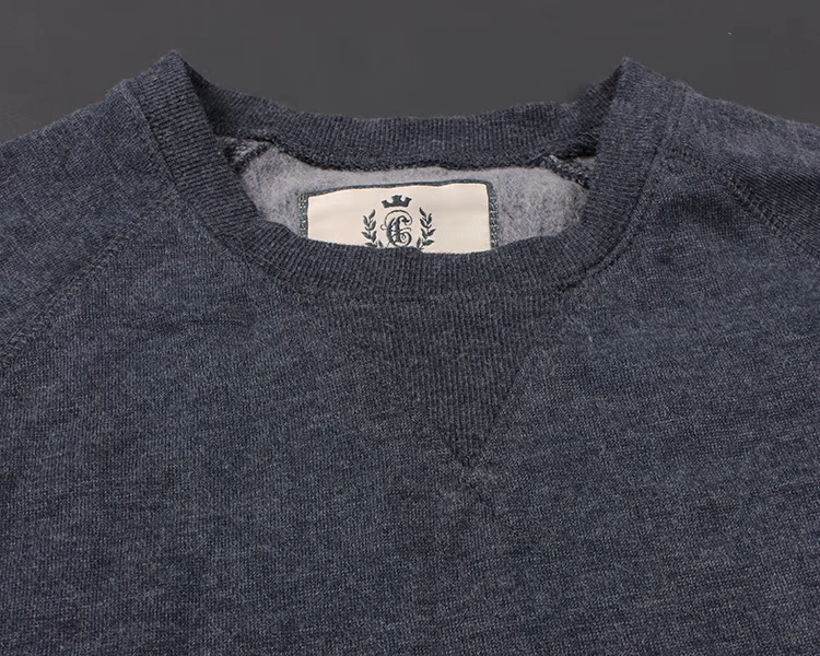 Áo len màu siêu đa thời trang. Cổ tròn hoang dã mùa xuân và mùa thu cashmere mỏng thể thao áo khoác nam giản dị rộng kích thước lớn