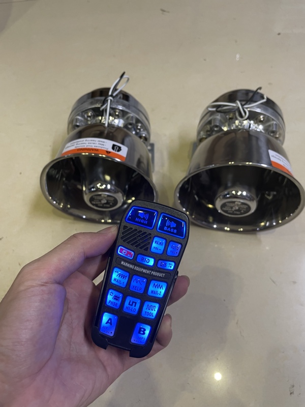 Promotional Vehicle Car 12V24 Modified High-Definition Loudspeaker Siren Car-Mounted Siren Wireless High-Pitched Sound 400W600W