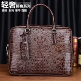 Таиланд легкая роскошная крокодиловая кожаная мужская мешка кожаная молодежная молодежная кросс -модель бизнес -модная мода высокая текстура Официальная сумка документа.