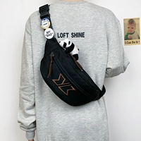 Черный отправляет два значка+панды