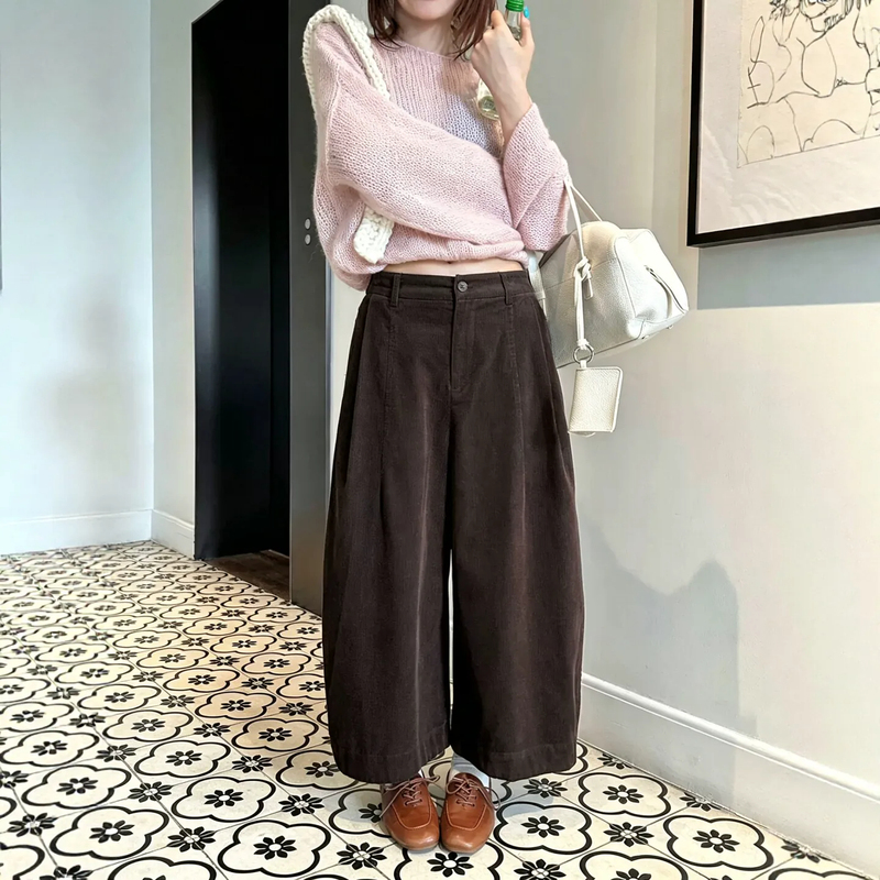 Vintage High-Waisted Corduroy Cropped Wide-Leg Pants for Women, 2026 Autumn, Loose Fit, Slimming, Petite Casual Pants, Scimitar Pants