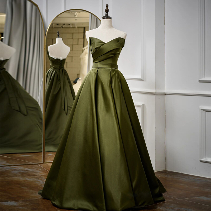 Cloud-Like Retro Style Strapless High-Quality Dark Green Puffy Skirt Evening Dress for Vocal Arts Exam Performance and Studio Photography Cloud-Like Retro Style Strapless High-Quality Dark Green Puffy Skirt Evening Dress for Vocal Arts Exam Performance and Studio Photography
